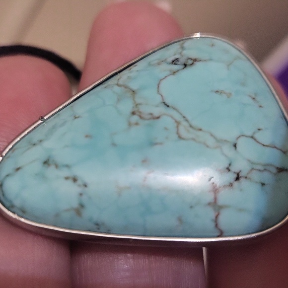 Turquoise Navajo Native pendant necklace on black leather silver hardware. - Picture 14 of 16